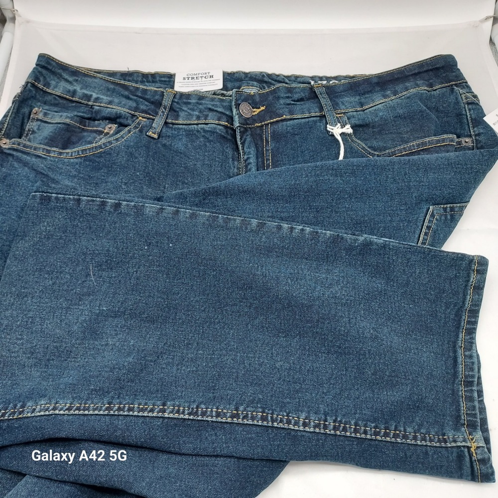 IZOD Mens Big & Tall Comfort Stretch Regular Taper Fit Jeans Blue‎ 42x30 NWT